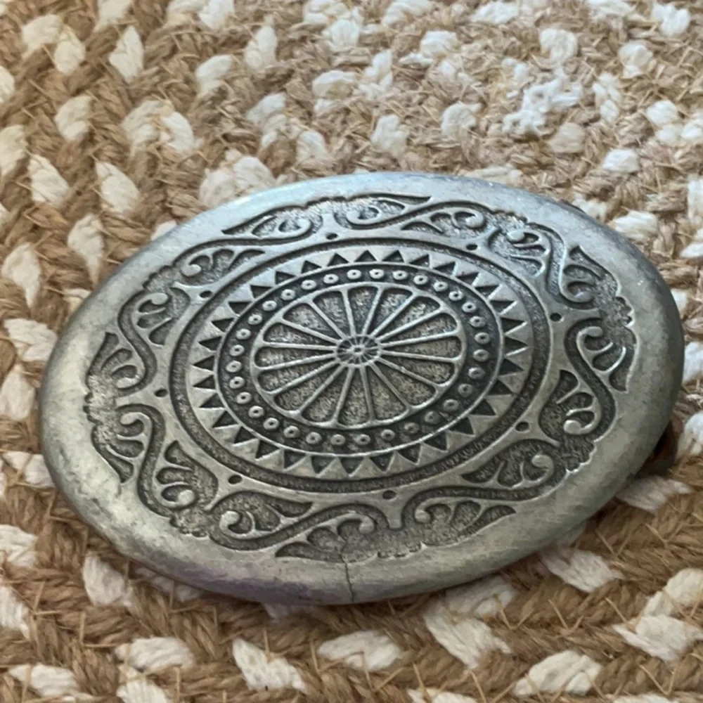 VINTAGE LEGENDS WEST MENS BELT BUCKLE MADE IN USA BB002 - Picture 8 of 8